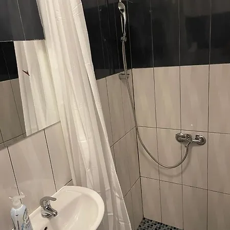 招待所 451 *